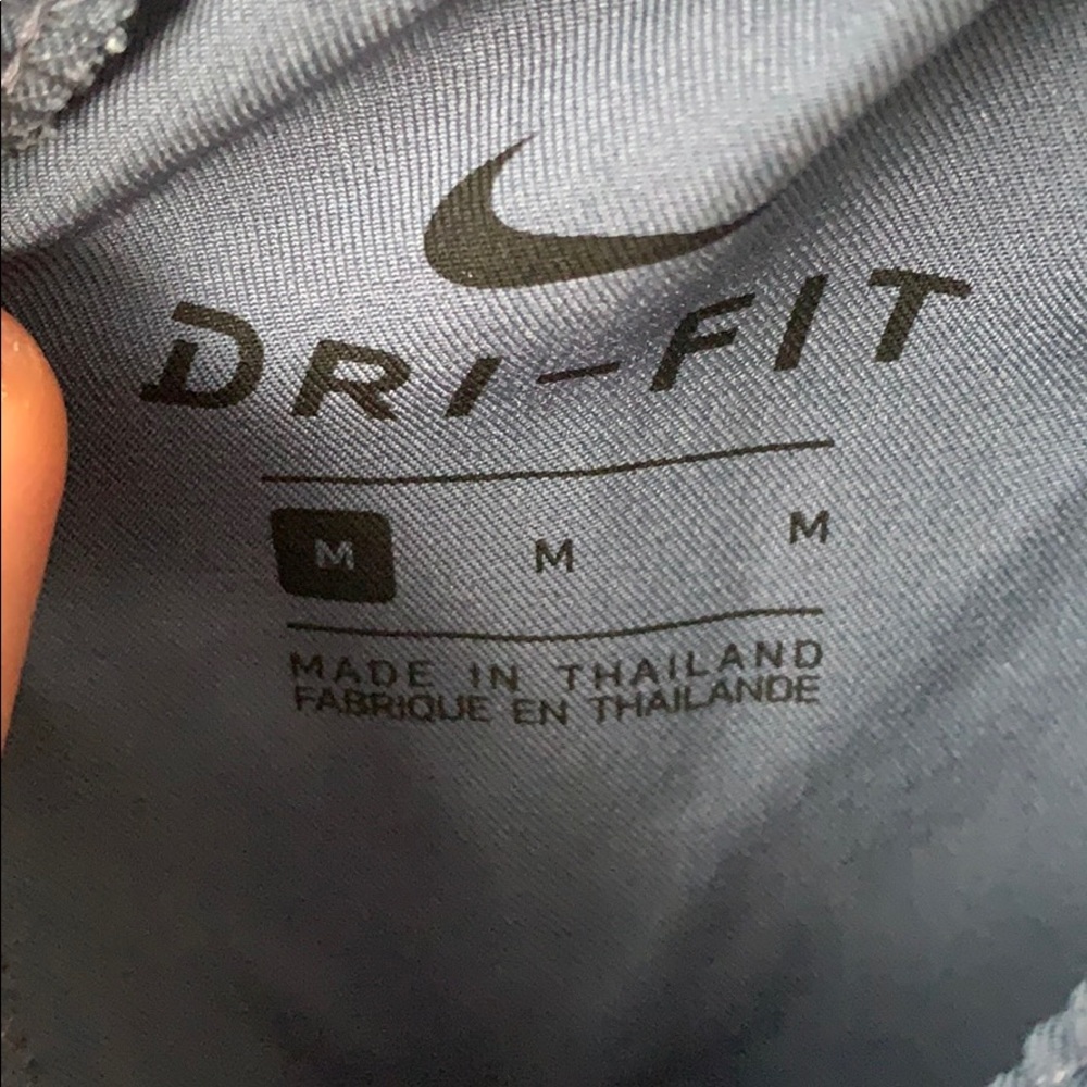 NIKE SHORTS - Picture 2 of 2